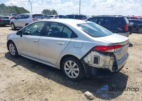 2021 Toyota Corolla Le z USA, uszkodzony, nr VIN JTDEPMAE5MJ141794